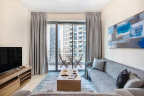 Exquisite1 BR Apartment, Standpoint Tower Downtown
